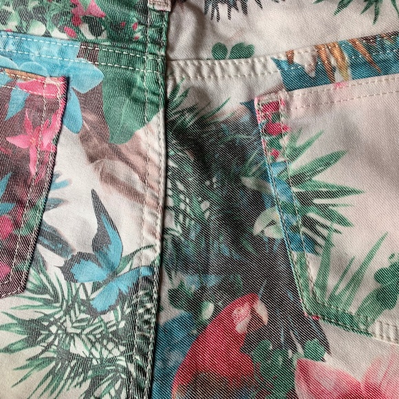 ZARA TROPICAL SUMMER SHORTS SIZE 8 - Picture 5 of 7